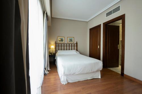 Habitación Individual del hotel Barceló León Conde Luna. Foto 3