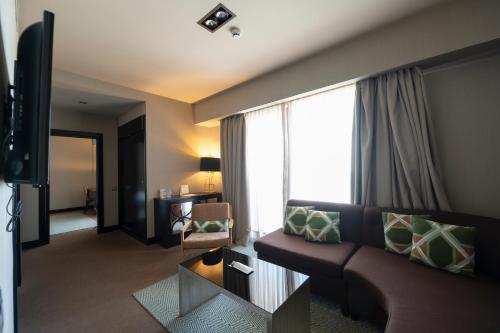 Suite del hotel Barceló León Conde Luna. Foto 10