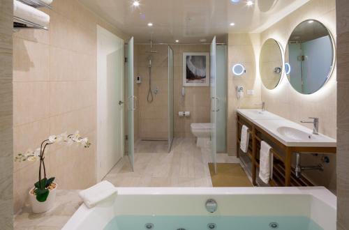 Habitación Doble Romance del hotel Grand Sirenis Punta Cana Resort & Aquagames. Foto 4