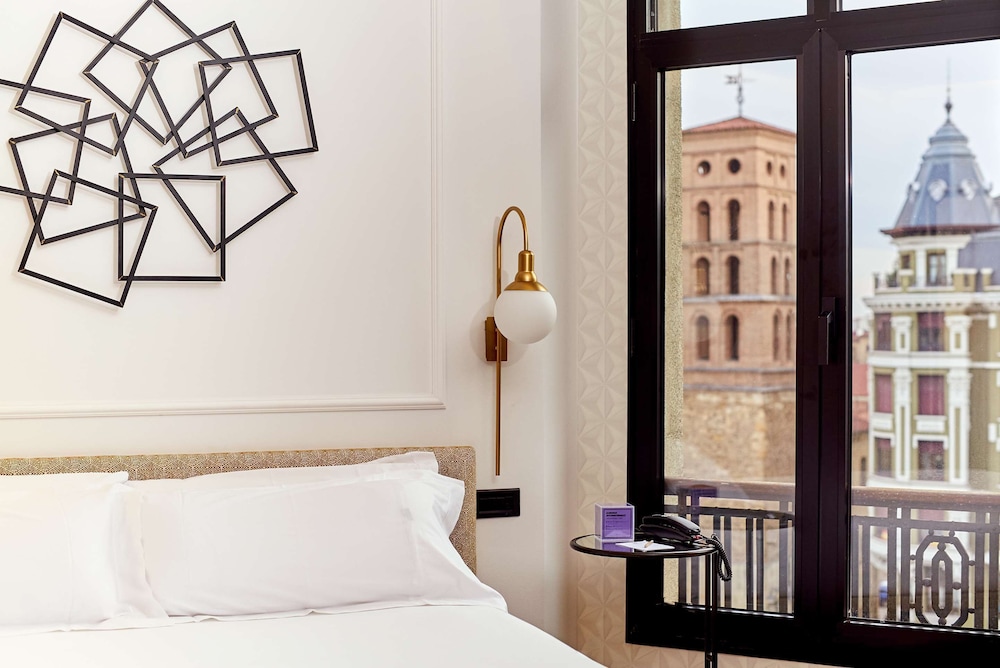 Habitación Superior del hotel Occidental León Alfonso V. Foto 1