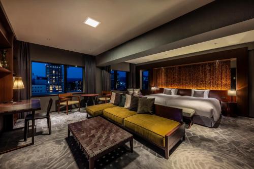 Suite del hotel The Royal Park Kyoto Sanjo. Foto 2