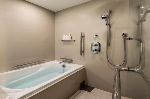 Habitación Doble Deluxe Premium - 2 camas del hotel The Royal Park Kyoto Sanjo. Foto 4
