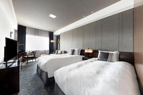 Habitación Doble Deluxe Esquinera Premium - 2 camas del hotel The Royal Park Kyoto Sanjo. Foto 4