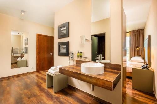 Habitación Doble Estándar del hotel Nau Morgado Golf and Country Club. Foto 2