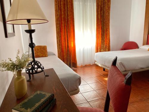 Habitación Triple del hotel El Bedel. Foto 1