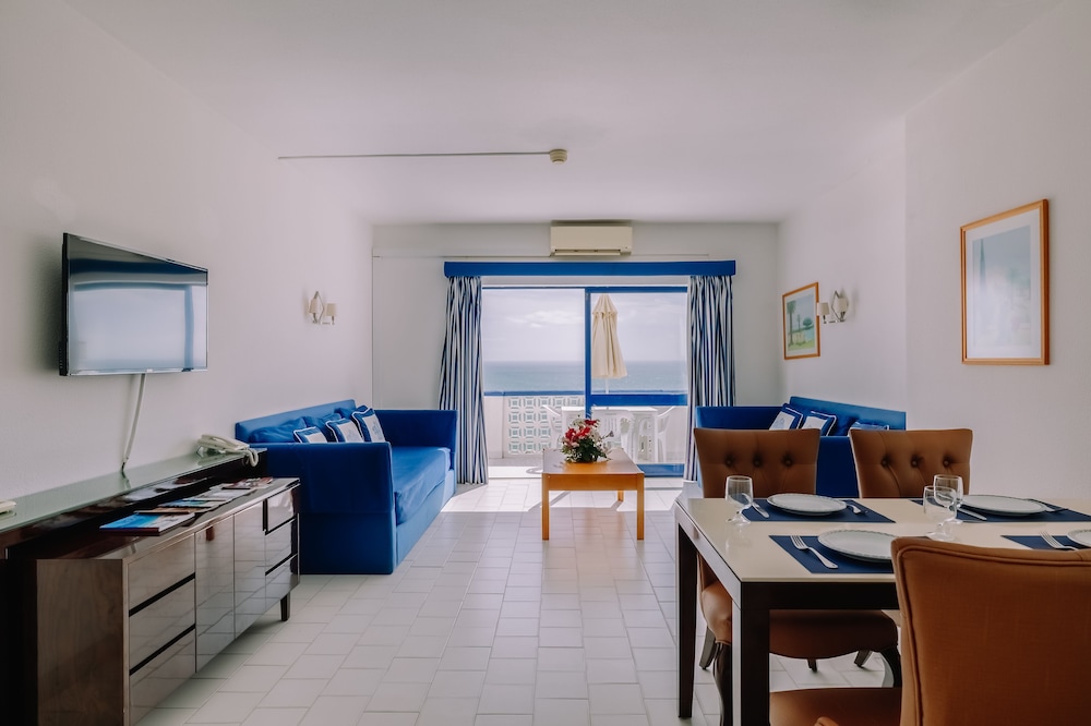 Apartamento Estándar de dos dormitorios del hotel Grand Muthu Oura View Beach Club. Foto 4