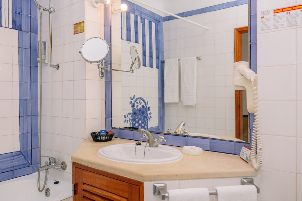 Apartamento Estándar de dos dormitorios del hotel Grand Muthu Oura View Beach Club. Foto 5