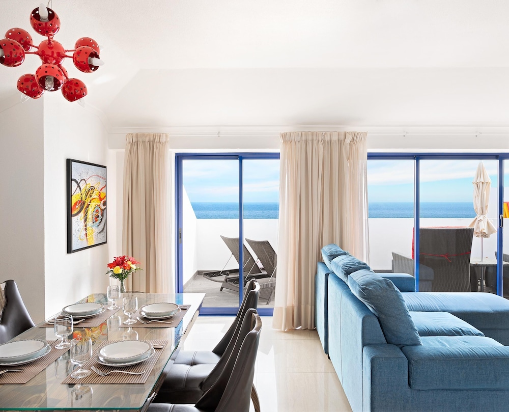 Grand Suite de dos dormitorios del hotel Grand Muthu Oura View Beach Club. Foto 4