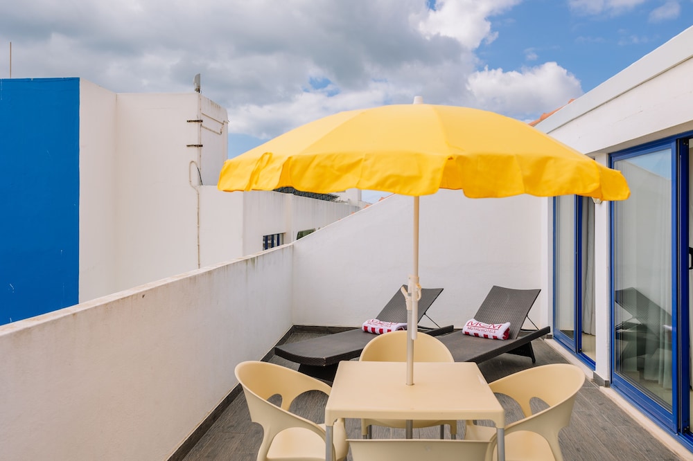 Grand Suite de dos dormitorios del hotel Grand Muthu Oura View Beach Club. Foto 5