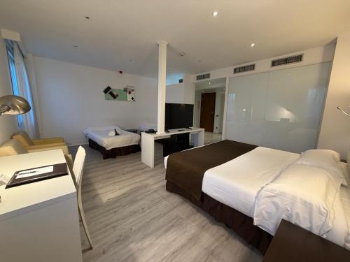 Habitación Familiar del hotel Amura Alcobendas. Foto 1