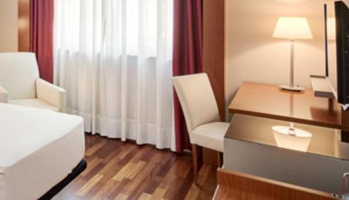 Habitación Doble con cama supletoria - 2 camas del hotel Sercotel AB Arganda. Foto 2