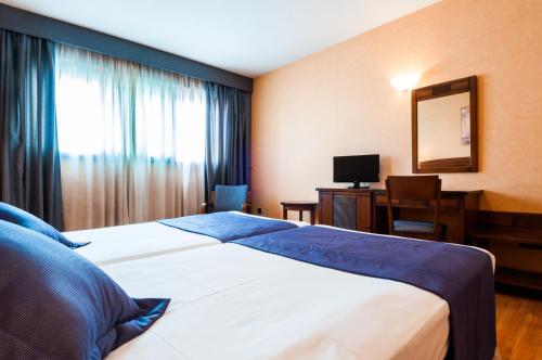 Habitación Doble 2 camas (1 ó 2 personas) del hotel Las Provincias. Foto 10