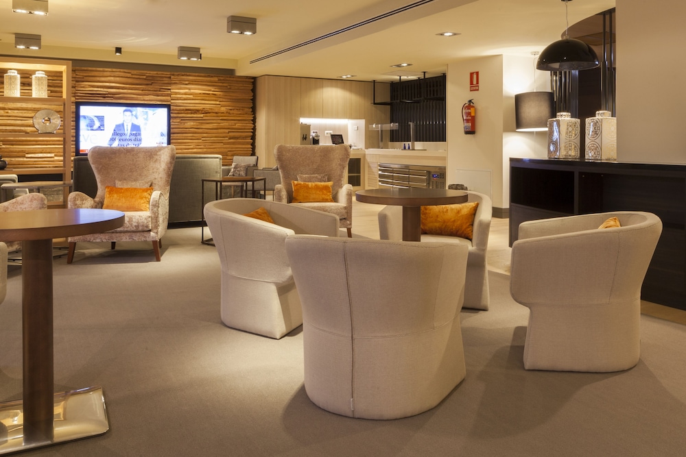 Suite ejecutiva, 1 habitación del hotel Madrid Marriott Auditorium and Conference Center. Foto 8