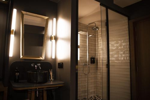 Habitación Doble Estándar del hotel Letoh Letoh Gran Vía. Foto 7