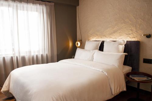 Habitación Doble Premium Panorámica del hotel Letoh Letoh Gran Vía. Foto 4