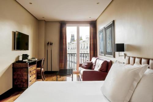 Habitación Doble Superior con vistas a la ciudad - 1 o 2 camas del hotel Villa Real. Foto 2