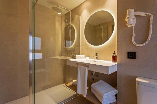 Habitación Doble del hotel Acta Piramides. Foto 2