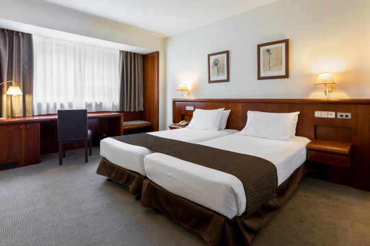 Habitación doble del hotel 1881 Madrid Ventas. Foto 3