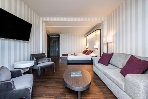 Suite Junior del hotel Intur Palacio San Martin. Foto 3