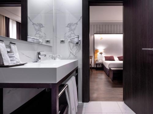Habitación Doble Estándar del hotel Intur Palacio San Martin. Foto 4