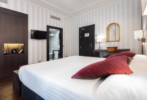 Habitación Doble Estándar del hotel Intur Palacio San Martin. Foto 10