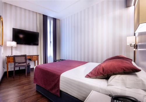 Habitación Doble Económica del hotel Intur Palacio San Martin. Foto 5