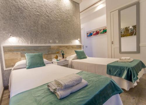Habitación cuádruple del hotel Sun Holidays