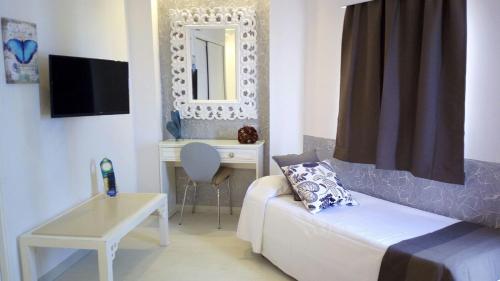 Habitación Triple del hotel Sun Holidays. Foto 4