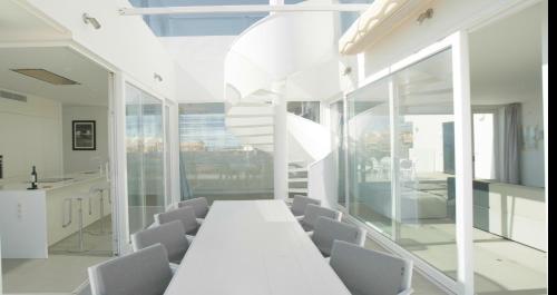 Infinity Elegance 3 bedroom penthouse with private pool and sea view del hotel Baobab Suites. Foto 7