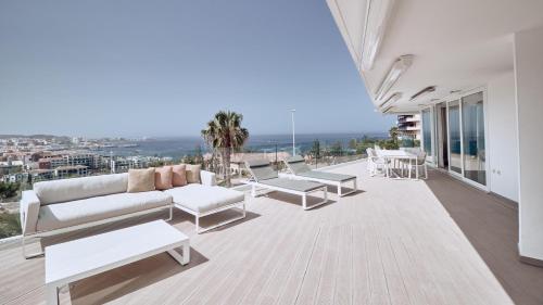 Suite Serenity Elegance extralarga de 2 dormitorios con piscina privada y vistas al mar del hotel Baobab Suites. Foto 5