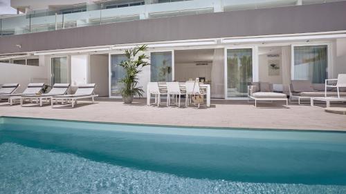Suite Infinity Rio de 3 dormitorios con piscina privada y vistas al mar del hotel Baobab Suites. Foto 2