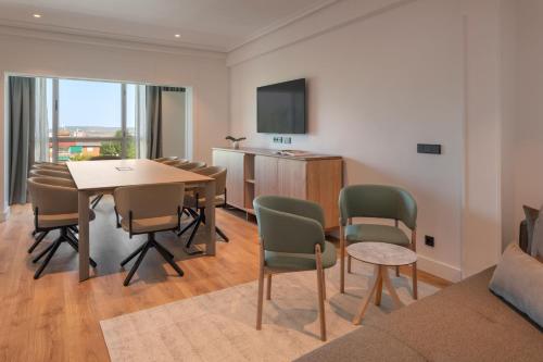 Suite Grand The Level del hotel Melia Barajas. Foto 5