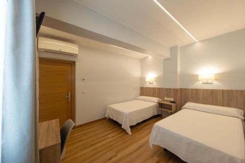 Habitación Doble - 2 camas del hotel Panton. Foto 1