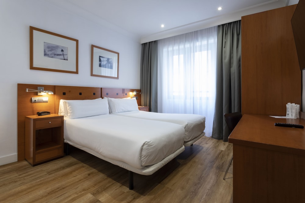 Habitación estándar doble del hotel Petit Palace Cliper. Foto 1