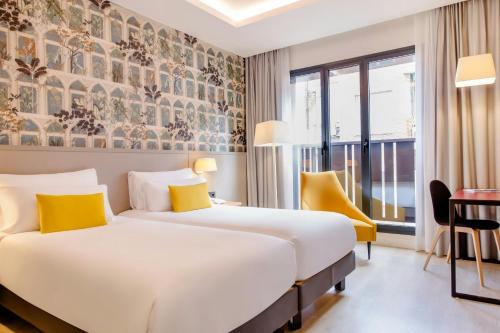 Habitación Doble Superior - 2 camas del hotel One Madrid-Plaza de España. Foto 1