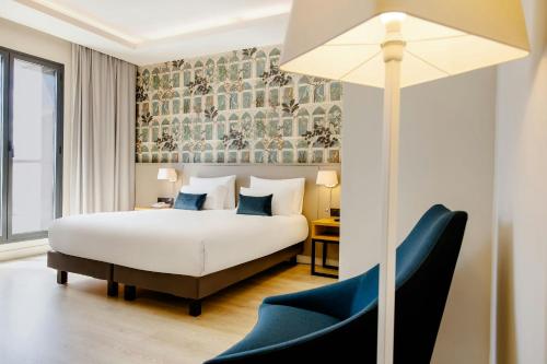 Habitación Doble con terraza del hotel One Madrid-Plaza de España. Foto 3