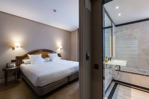 Habitación familiar del hotel Principe Pio