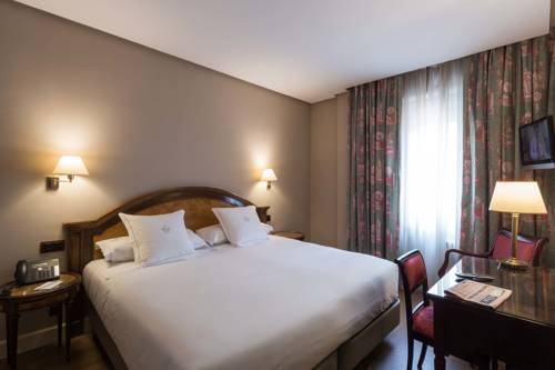 Habitación doble del hotel Principe Pio. Foto 2