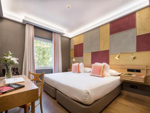 Habitación doble Interior Vista Patio del hotel Principe Pio. Foto 5