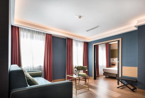 Suite Junior del hotel Principe Pio. Foto 9