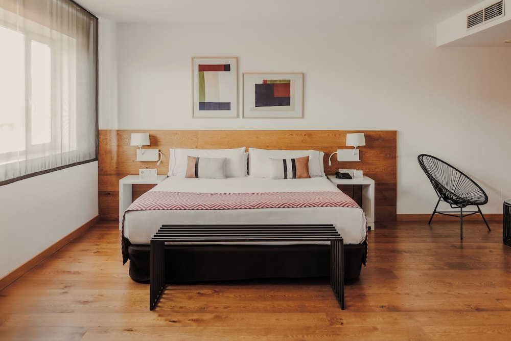 Suite junior del hotel Rafaelhoteles Atocha. Foto 1