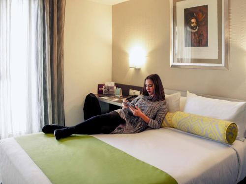 Habitación Individual Estándar del hotel Mercure Madrid Centro. Foto 1
