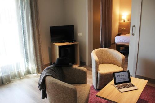 Suite Junior del hotel Mercure Madrid Centro. Foto 14