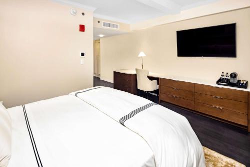 Estudio Deluxe con cama grande del hotel Hilton Club The Quin New York