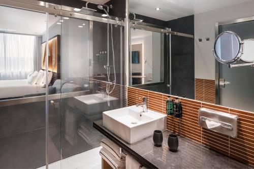 Habitación Premium del hotel Melia Avenida América. Foto 3