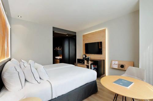 Habitación Doble - 2 camas del hotel Melia Avenida América. Foto 7
