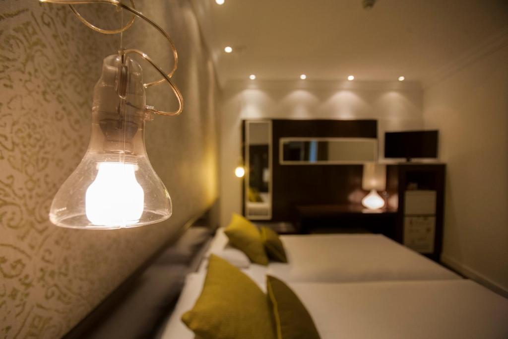 Habitación doble Económica del hotel Vincci Madrid Centrum. Foto 1