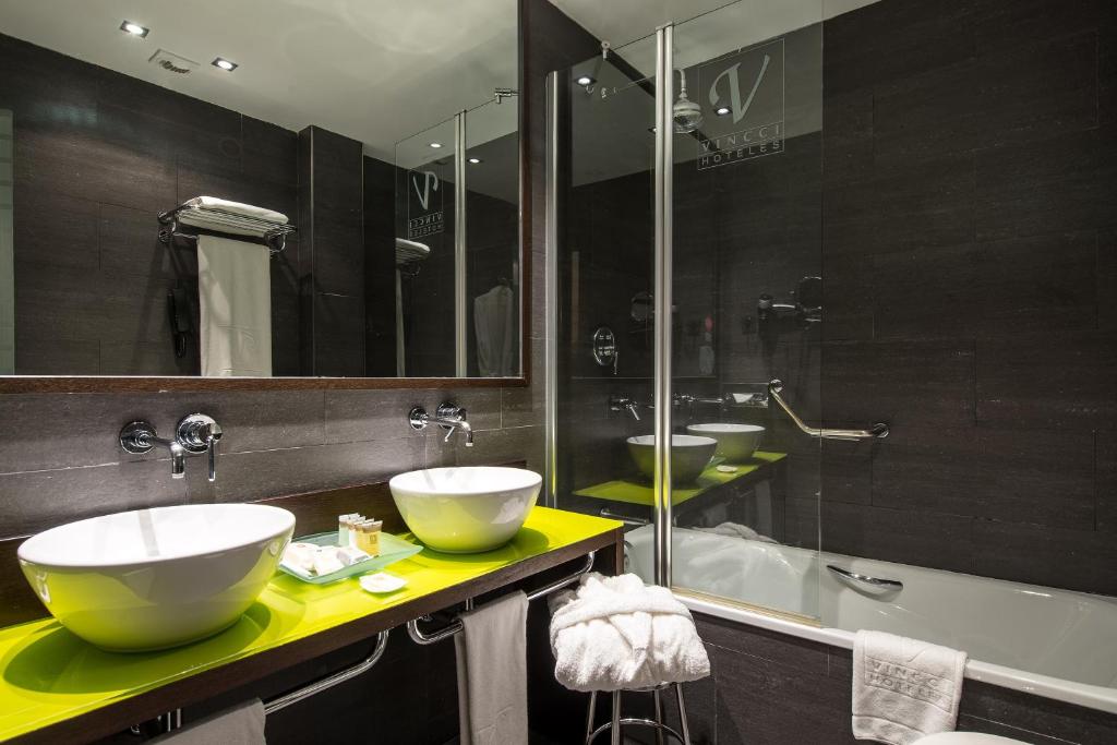 Habitación individual del hotel Vincci Madrid Centrum. Foto 4