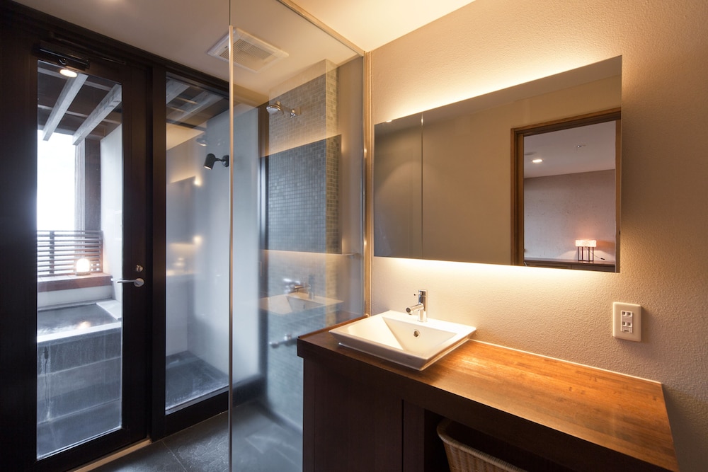 Habitación Deluxe con 2 camas individuales, no fumadores (w/Private Open - airBath Only13yrsAbove) del hotel Aura Tachibana. Foto 4