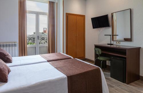 Habitación Doble - 1 o 2 camas del hotel Mediodia. Foto 6